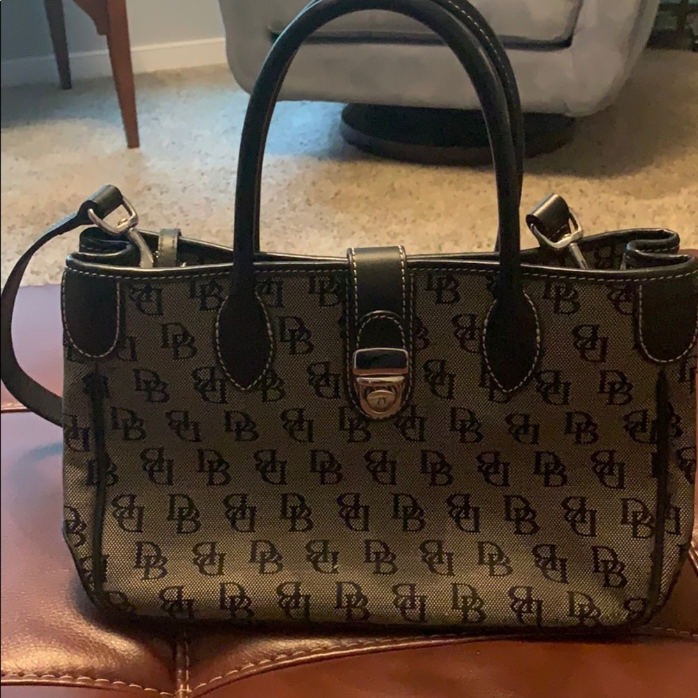 Dooney & Bourke handbag